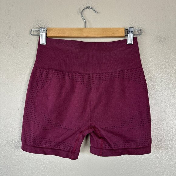 Gymshark Womens Vital Shorts Compression Cycling Athleisure Workout Plum Purple - Picture 4 of 4